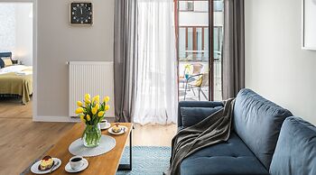 Apartments with Event Space & Hot Tub