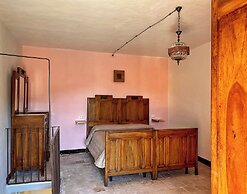 Collis Petri Relais