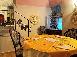 Collis Petri Relais