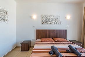 Seashells 2 Bedroom Apartment by Getaways Malta