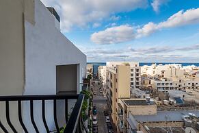 Seashells 2 Bedroom Apartment by Getaways Malta