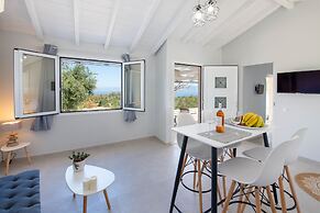 Paxos Couple House By Konnect