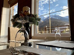 Grace Imperial Hotel