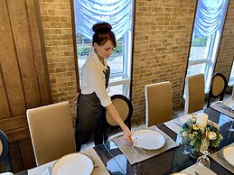 Grace Imperial Hotel