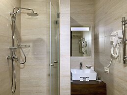 Grace Imperial Hotel