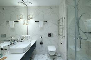 Grace Imperial Hotel