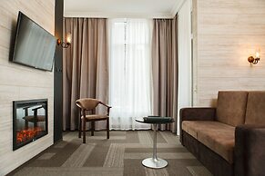 Grace Imperial Hotel