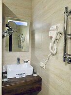 Grace Imperial Hotel