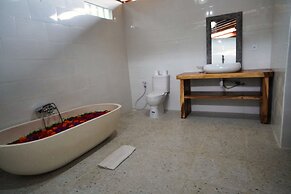 Adil Villa and Resort