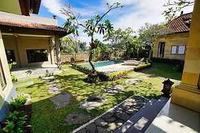 Adil Villa and Resort