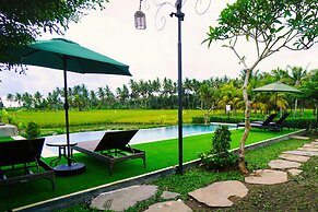 Adil Villa and Resort