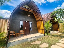 Adil Villa and Resort