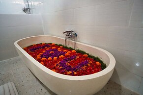 Adil Villa and Resort