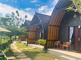 Adil Villa and Resort