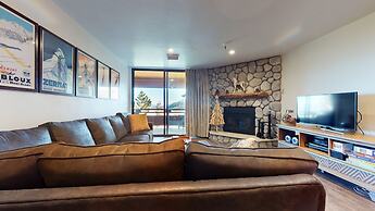 Bridges #209 2 Bedroom Condo by RedAwning