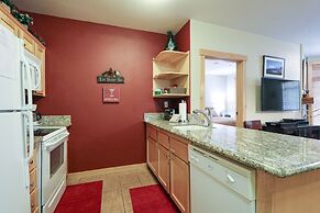 Sunstone #126 2 Bedroom Condo by RedAwning