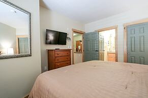 Sunstone #126 2 Bedroom Condo by RedAwning