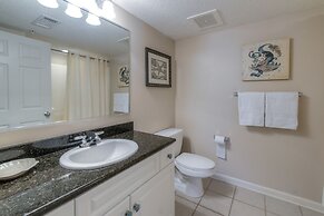 Yacht Club S #1-1001b 2 Bedroom Condo by RedAwning
