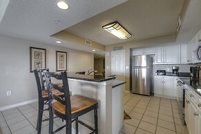 Yacht Club S #1-1001b 2 Bedroom Condo by RedAwning