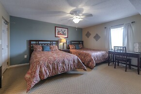 Yacht Club S #1-1001b 2 Bedroom Condo by RedAwning