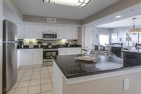 Yacht Club S #1-1001b 2 Bedroom Condo by RedAwning