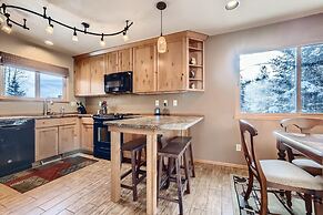 Mountainside 753 3 Bedroom Home by RedAwning