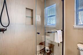 Mountainside 753 3 Bedroom Home by RedAwning