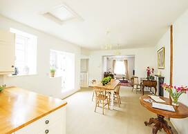 The Apartment Sherborne