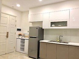 Mins Apartment - Vinhome Golden River