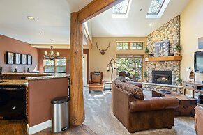 1975 Starfire Townhomes 3 Bedroom Townhouse by RedAwning