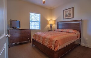 Quaint Quarters 4 Bedroom Villa by RedAwning