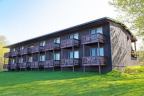 Lake Fanny Hooe Resort-2 Bed With Balcony #12 1 Bedroom Hotel Room by 