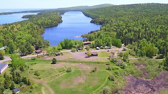 Lake Fanny Hooe Resort-2 Bed With Balcony #12 1 Bedroom Hotel Room by 