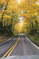 Lake Fanny Hooe Resort-2 Bed With Balcony #12 1 Bedroom Hotel Room by 