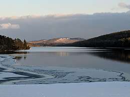 Lake Fanny Hooe Resort-2 Bed With Balcony #12 1 Bedroom Hotel Room by 