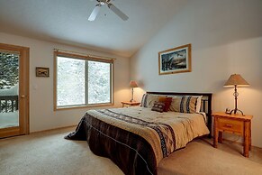 23 Quelah Spacious Home with Stone-Facade Fireplace and Pool Table by 