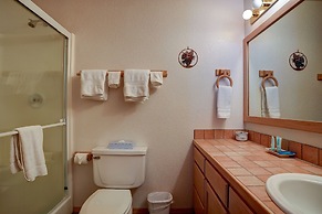 23 Quelah Spacious Home with Stone-Facade Fireplace and Pool Table by 