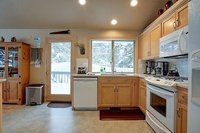 23 Quelah Spacious Home with Stone-Facade Fireplace and Pool Table by 