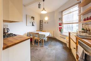 Beautiful 1 Bed Flat in Vibrant Stockbridge