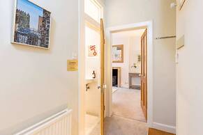 Beautiful 1 Bed Flat in Vibrant Stockbridge