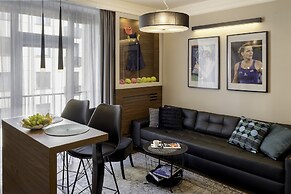 AGA Tenis Apartments by Radwanska