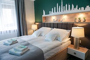 AGA Tenis Apartments by Radwanska