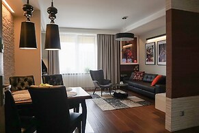 AGA Tenis Apartments by Radwanska