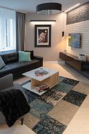 AGA Tenis Apartments by Radwanska