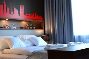 AGA Tenis Apartments by Radwanska