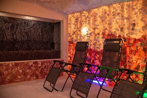 AGA Tenis Apartments by Radwanska