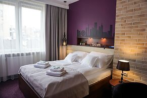 AGA Tenis Apartments by Radwanska