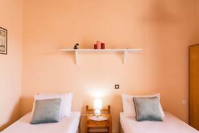 Private House in the Heart of Kavos By Konnect