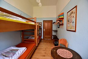 Herberge Orange - Hostel