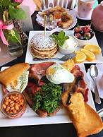 Freemantle Solent Lodge